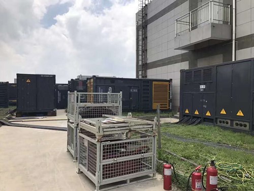 略阳除了定期检查，还有哪些方法可以及时发现接触式转速表探头的磨损？
