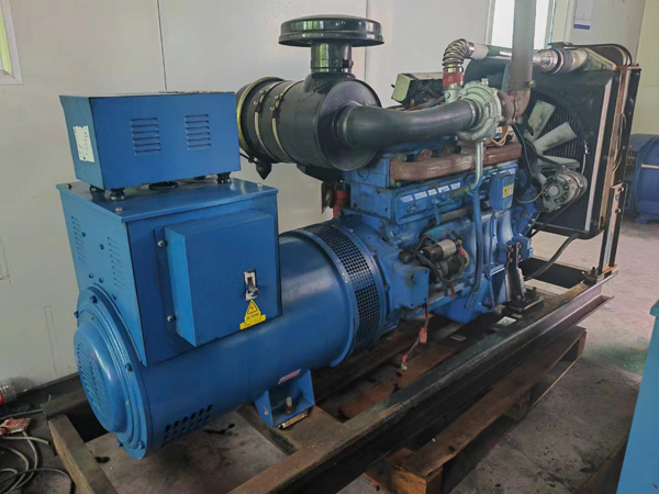 略阳100kW柴油发电机组使用多级机油有哪些优缺点？